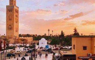 koutoubia moskee bij het djemaa el fnaaplein marrakechMarrakesh de beste en leukste dingen om te doen
